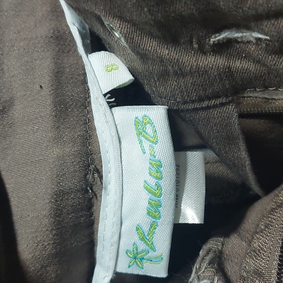 Lulu B shorts - Picture 4 of 5